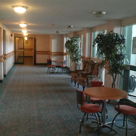 Empire Inn Брандон Экстерьер фото